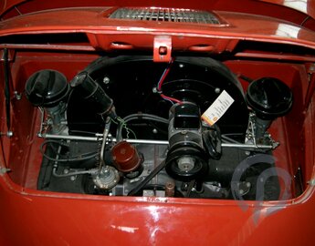 Porsche 356/2 Gmünd Motor: 1086 ccm und rund 40 PS