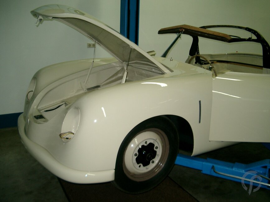 Anpassungsarbeiten am Porsche 356 C1 Keibl Cabrio nach der Lackierung